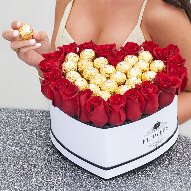 Sweetheart Box - Fresh Roses with Chocolates